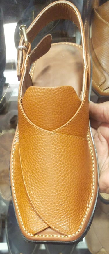 Products Features
Light weight Korean fabric  zari chappals with comfortable soft sole total handmade highcoram  leather is used.
 

Made with premium leather for a Zari chappal Pure HandmadeSell MartSell MartZari chappal