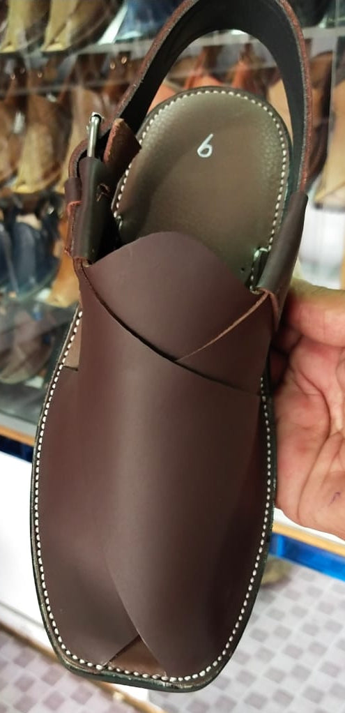 Products Features
Our university design chappals are stylish and comfortable footwear specifically designed for students and faculty members. These chappals are creaUniversity Design Chappals Cut & Round TSell MartSell MartUniversity Design Chappals